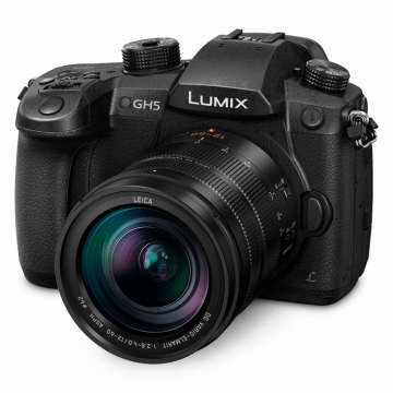 Panasonic Lumix GH5 Mirrorless Camera with 12-60mm Lens