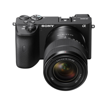 Sony Alpha A6600 18-135mm Lens
